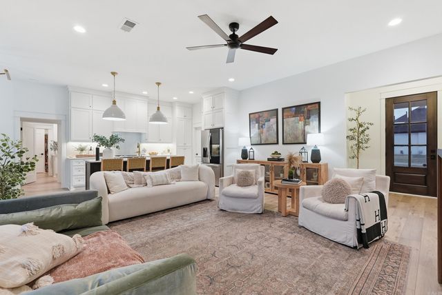 2455 WILMINGTON DR, Conway, AR 72034