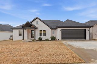 2455 WILMINGTON DR, Conway, AR 72034