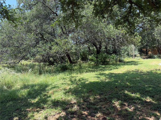 2302 Belaire DR, Granite Shoals, TX 78654