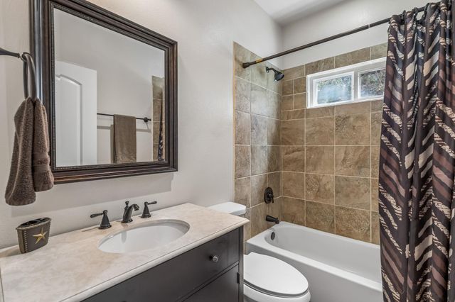 2302 Belaire DR, Granite Shoals, TX 78654