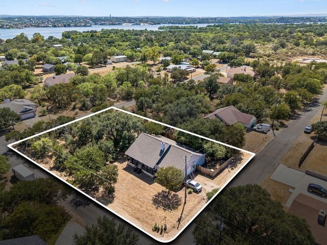 2302 Belaire DR, Granite Shoals, TX 78654