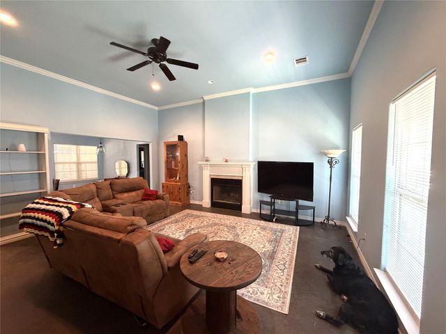2302 Belaire DR, Granite Shoals, TX 78654