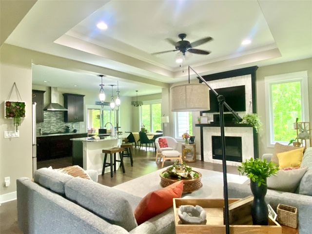 4715 Wisconsin Avenue, Des Moines, IA 50317