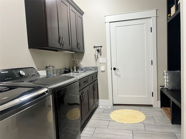 4715 Wisconsin Avenue, Des Moines, IA 50317