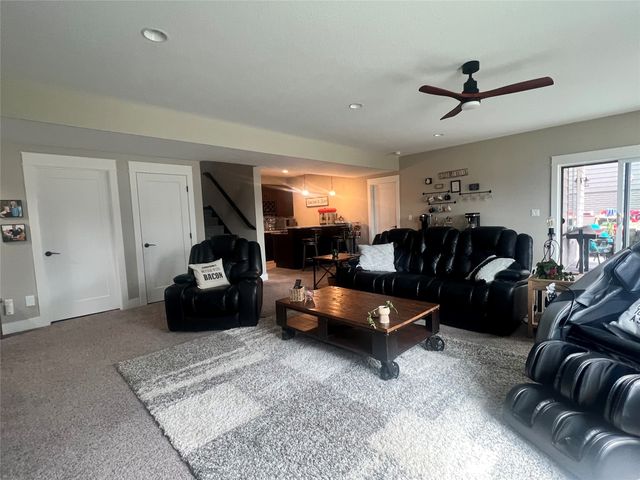 4715 Wisconsin Avenue, Des Moines, IA 50317