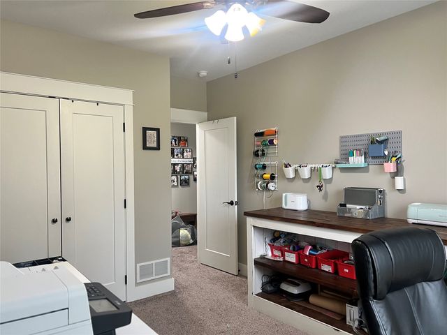 4715 Wisconsin Avenue, Des Moines, IA 50317