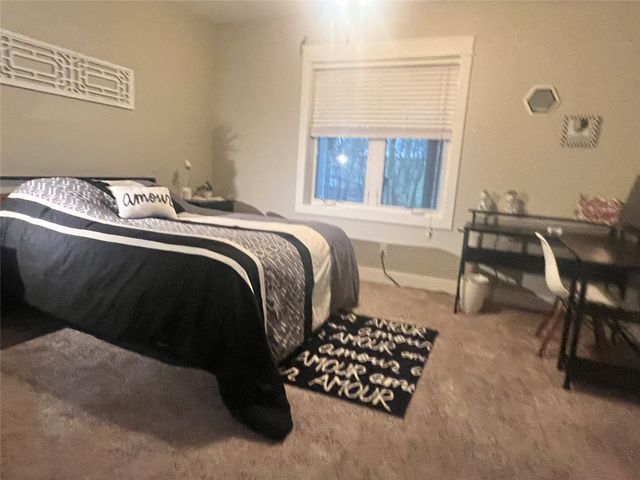 4715 Wisconsin Avenue, Des Moines, IA 50317