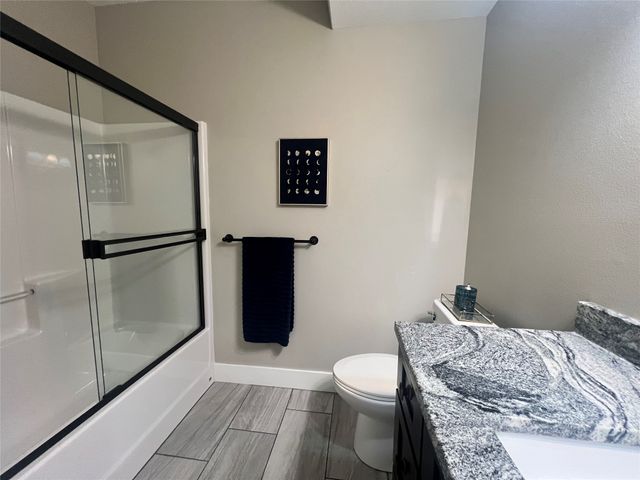 4715 Wisconsin Avenue, Des Moines, IA 50317