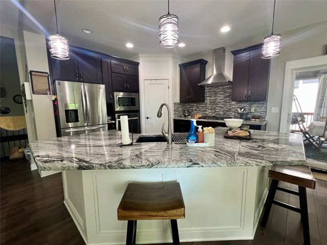 4715 Wisconsin Avenue, Des Moines, IA 50317