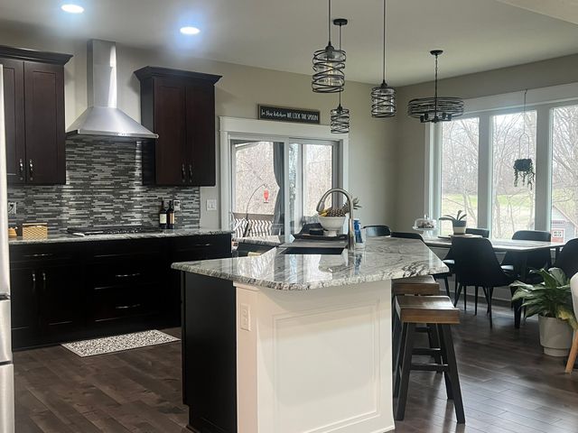 4715 Wisconsin Avenue, Des Moines, IA 50317