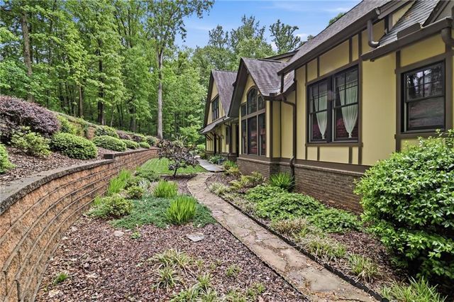 2149 Batesville Road, Canton, GA 30115
