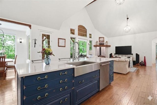 2149 Batesville Road, Canton, GA 30115