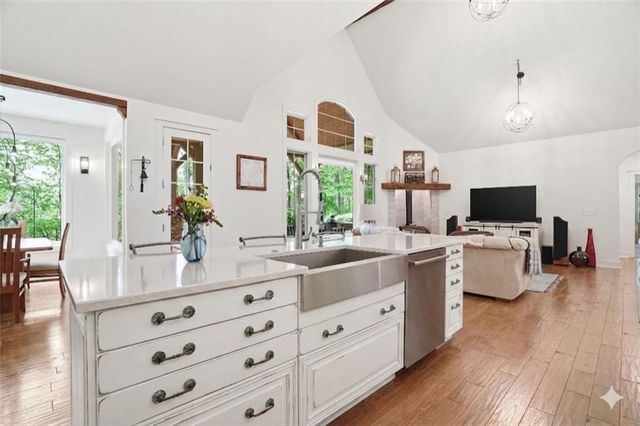 2149 Batesville Road, Canton, GA 30115