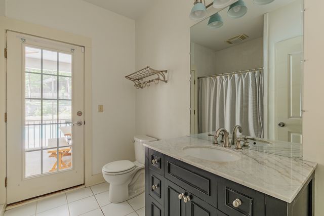 1000 Norfleet Dr, Nashville, TN 37220