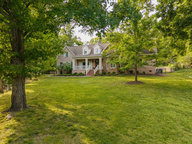 1000 Norfleet Dr, Nashville, TN 37220