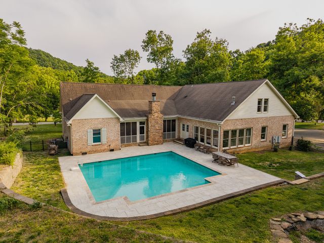 1000 Norfleet Dr, Nashville, TN 37220