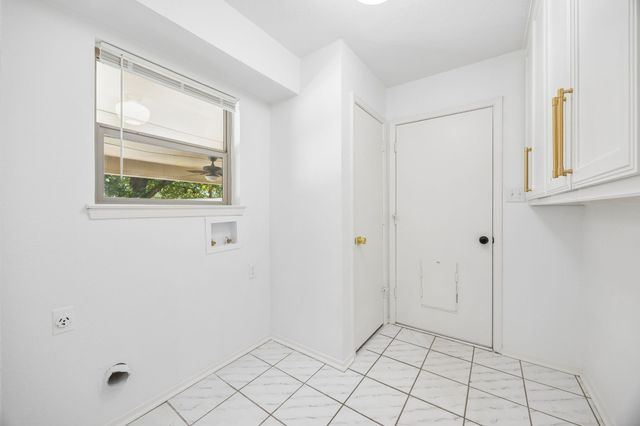 2701 Baldwin Drive, Arlington, TX 76012