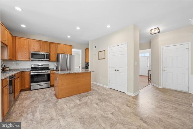 604 BUSHYTAIL DR, Frederick, MD 21703
