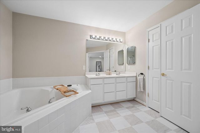 604 BUSHYTAIL DR, Frederick, MD 21703