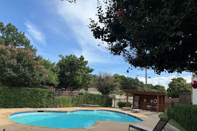9495 Timberleaf Drive, Dallas, TX 75243