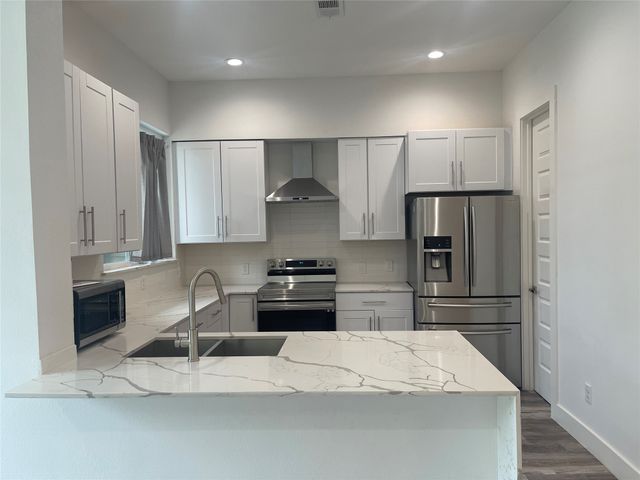 9495 Timberleaf Drive, Dallas, TX 75243