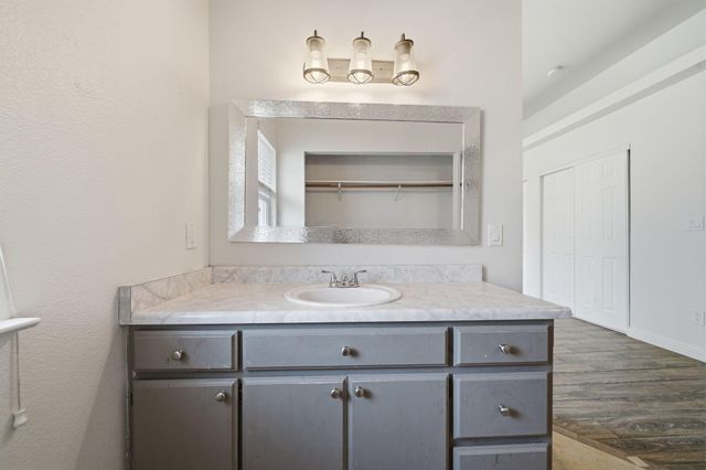 2771 North Street, Anderson, CA 96007