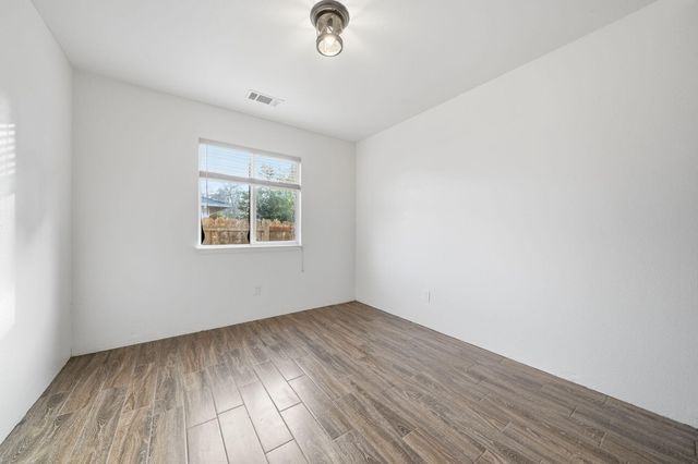 2771 North Street, Anderson, CA 96007