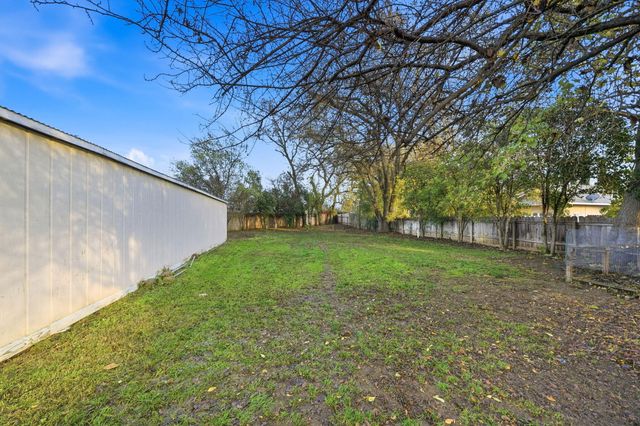 2771 North Street, Anderson, CA 96007