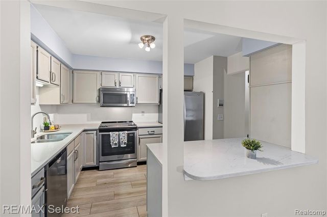 11839 Sycamore Drive, Plymouth, MI 48170