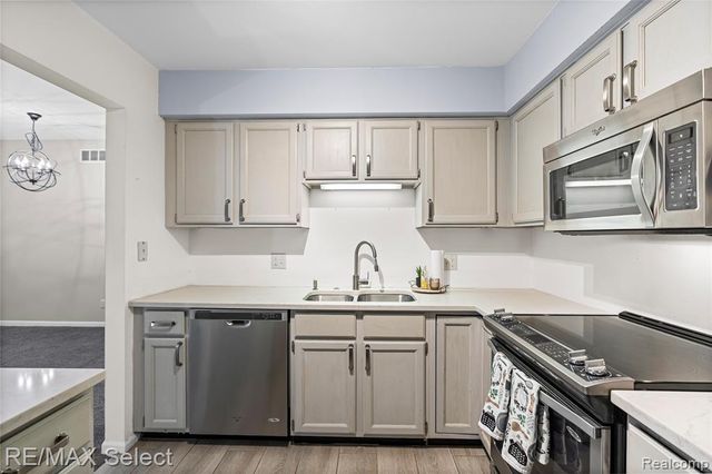 11839 Sycamore Drive, Plymouth, MI 48170