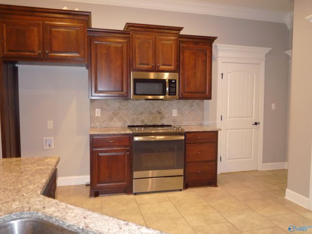 13205 Hill Crest Drive, Athens, AL 35613