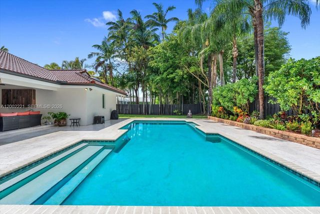 9941 SW 143rd St, Miami, FL 33176