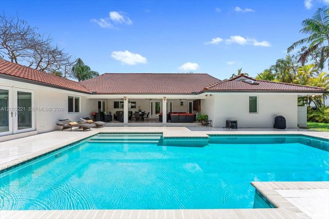 9941 SW 143rd St, Miami, FL 33176