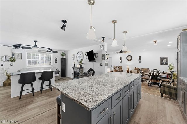 8791 Edgehill Road, Mentor, OH 44060