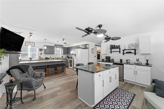 8791 Edgehill Road, Mentor, OH 44060