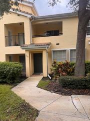 110 SW Peacock Boulevard 6-204, Port St Lucie, FL 34986