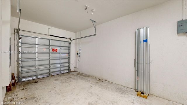 10004 SW 231 LN, Miami, FL 33190