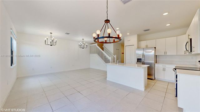 10004 SW 231 LN, Miami, FL 33190