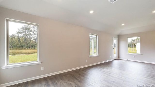 4016 Savannah Oaks Drive, Lake Charles, LA 70607