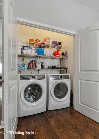 1035 E Caldwell St, Louisville, KY 40204