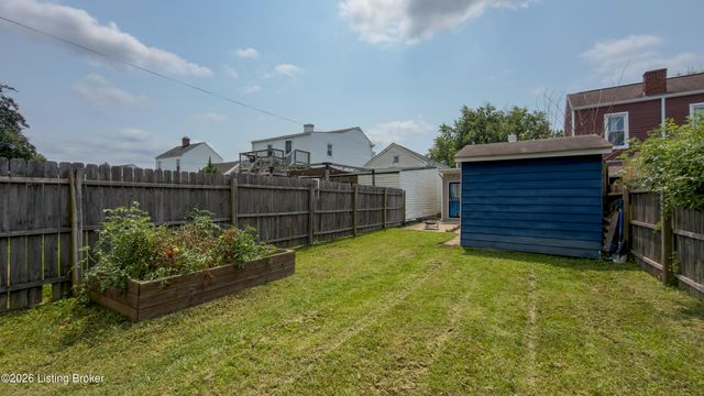 1035 E Caldwell St, Louisville, KY 40204