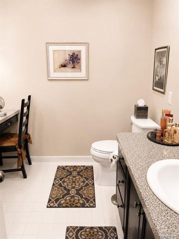 6606 Embers Court, West Bloomfield, MI 48322