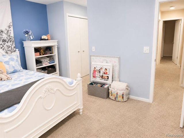 6606 Embers Court, West Bloomfield, MI 48322