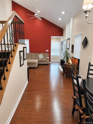 6606 Embers Court, West Bloomfield, MI 48322