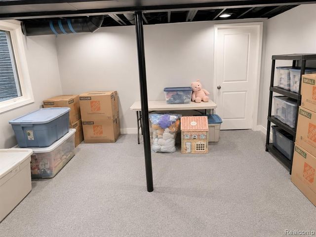 6606 Embers Court, West Bloomfield, MI 48322