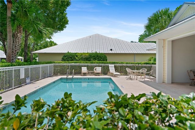 427 Pineapple Square SW 31, Vero Beach, FL 32962