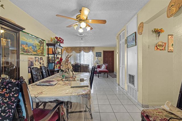 10565 SW 156th Ln, Miami, FL 33157