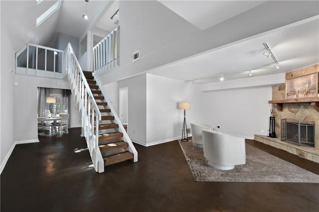 946 Bobcat SE Court, Marietta, GA 30067