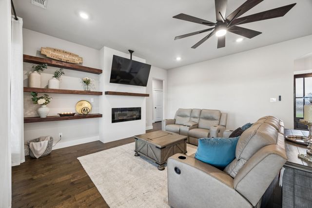 1179 Harrell Road, Howe, TX 75459