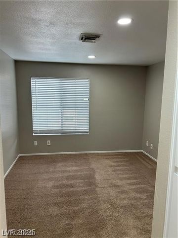 4805 Nara Vista Way 201, Las Vegas, NV 89103